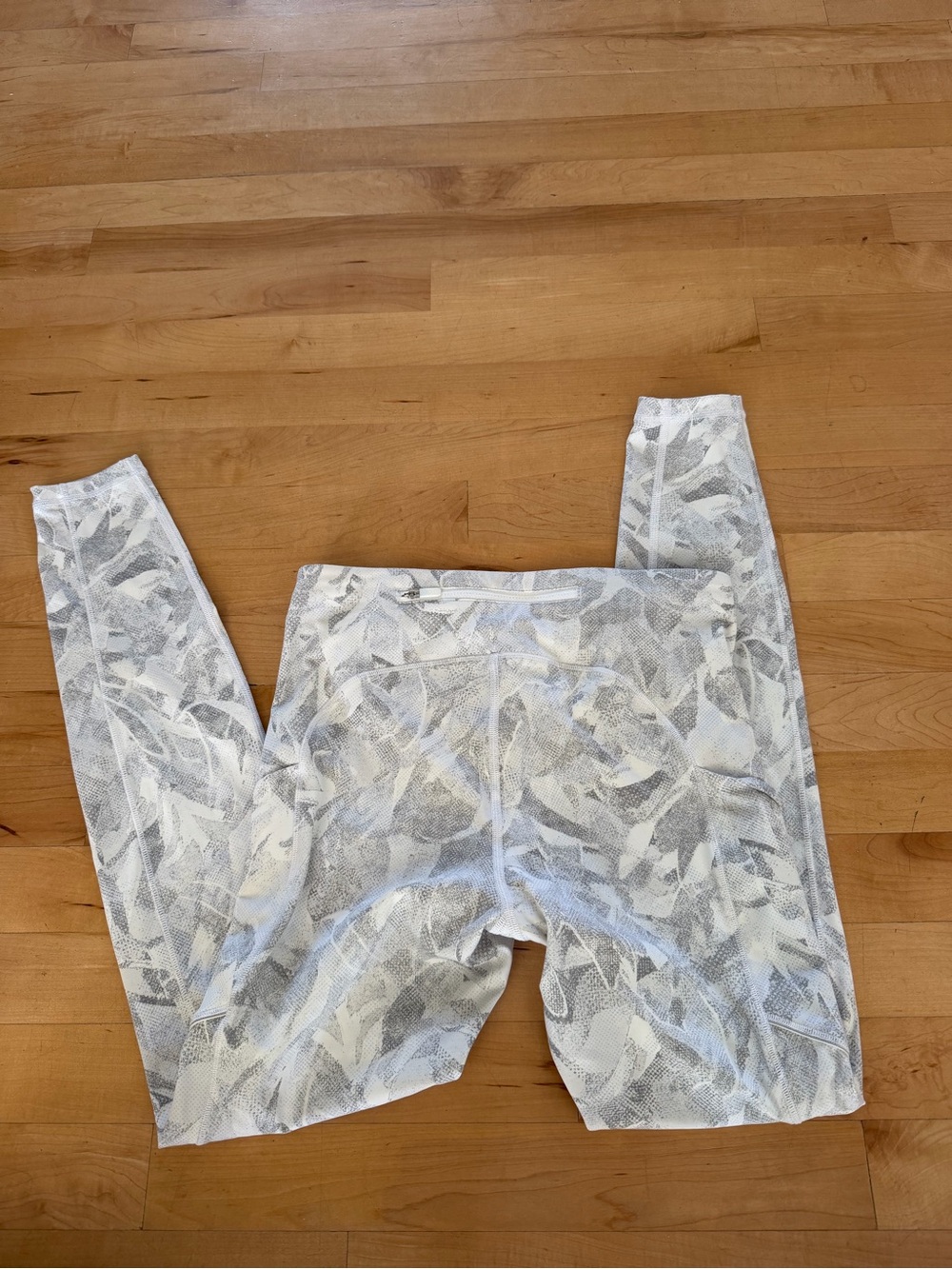 Lululemon Speed Up Leggings 28”